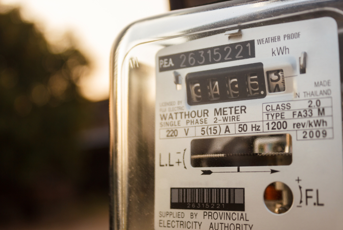 Kako to zimo prihraniti pri računu za elektriko?