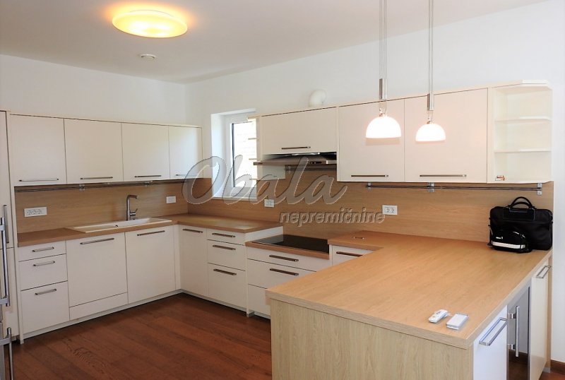 Nepremičnina Portorož, center, bližina hotela Palace - galerija 13