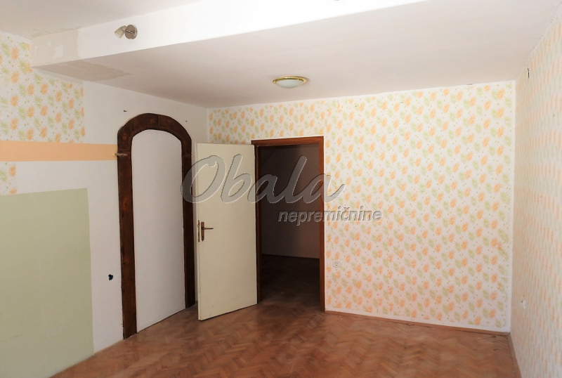 Nepremičnina Piran, Trg 1. Maja - galerija 16