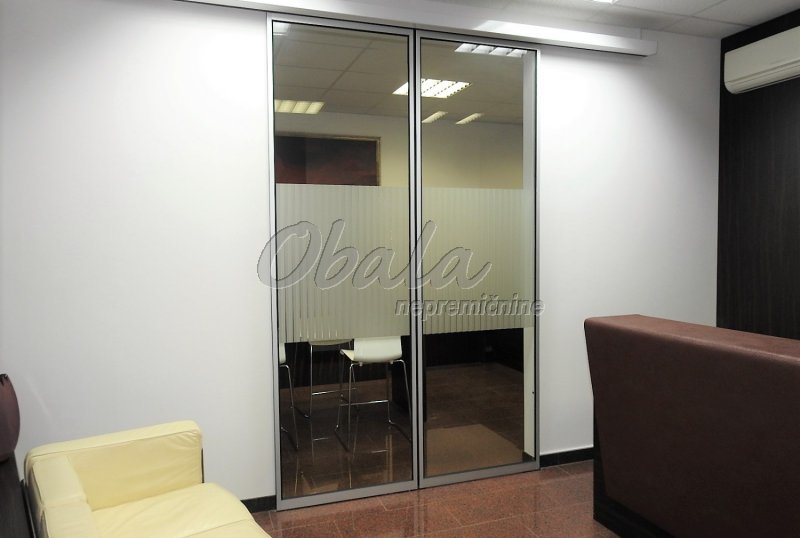 Realestate Lucija, Trgovsko poslovni center - TPC Lucija - galerija 9