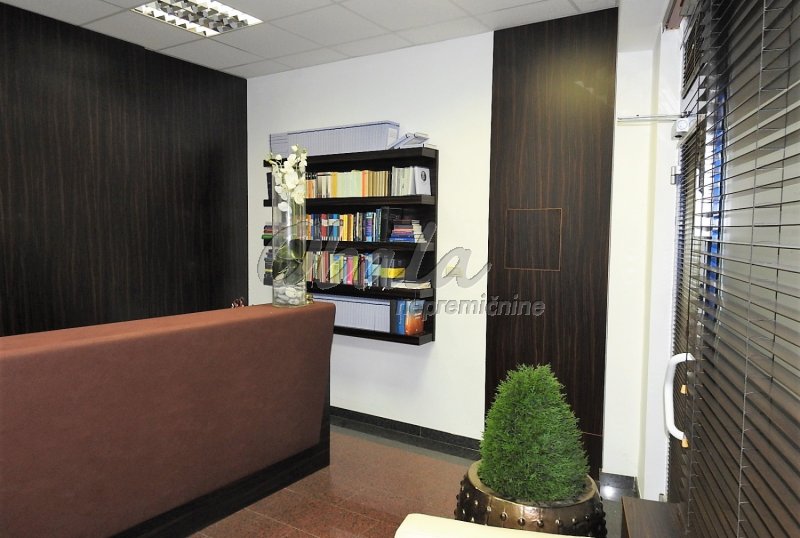 Realestate Lucija, Trgovsko poslovni center - TPC Lucija - galerija 6
