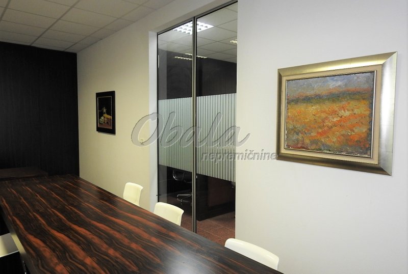 Realestate Lucija, Trgovsko poslovni center - TPC Lucija - galerija 16