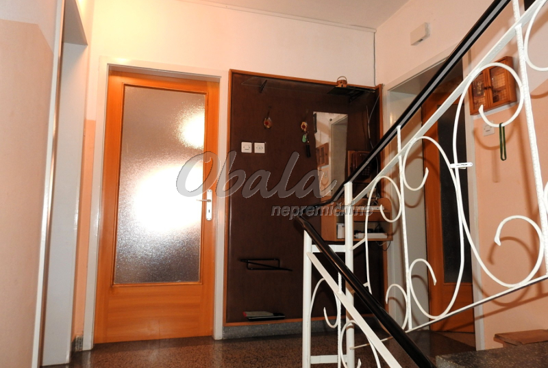 Nepremičnina Izola, rob starega mesta, le 100 m od morja - galerija 16