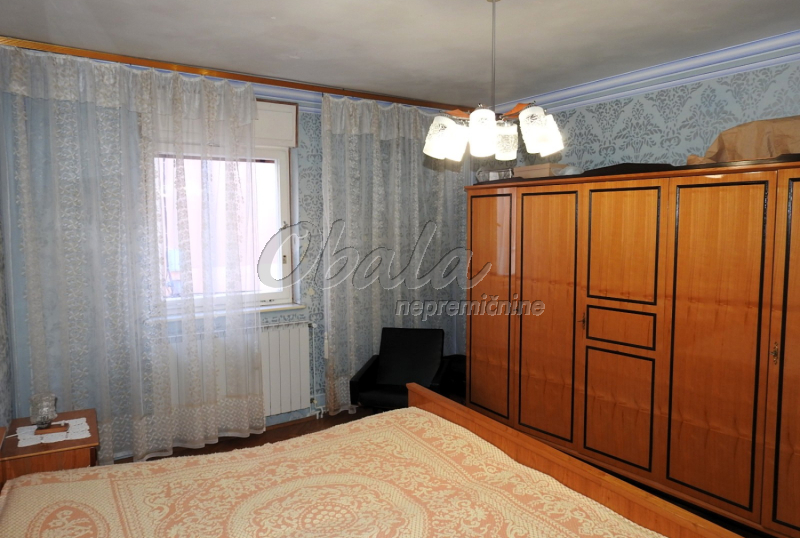 Nepremičnina Izola, rob starega mesta, le 100 m od morja - galerija 21