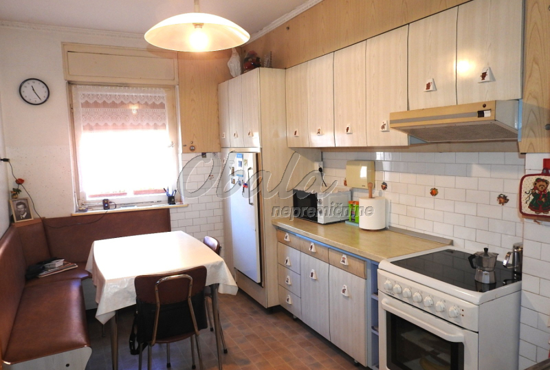 Nepremičnina Izola, rob starega mesta, le 100 m od morja - galerija 22