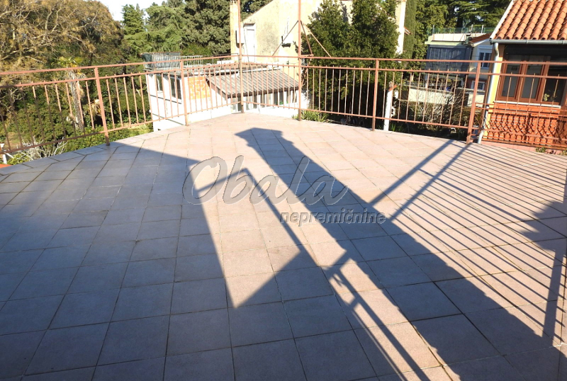 Nepremičnina Izola, rob starega mesta, le 100 m od morja - galerija 28