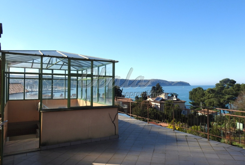 Nepremičnina Izola, rob starega mesta, le 100 m od morja - galerija 29