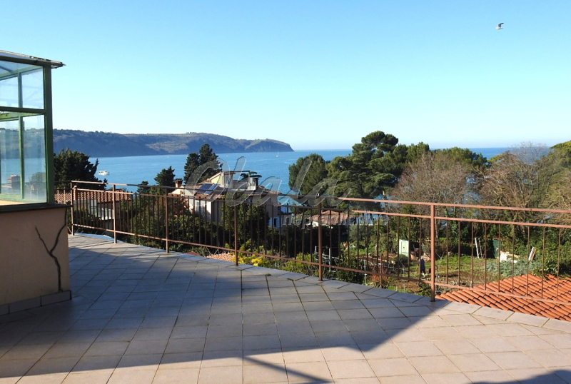 Nepremičnina Izola, rob starega mesta, le 100 m od morja - galerija 30