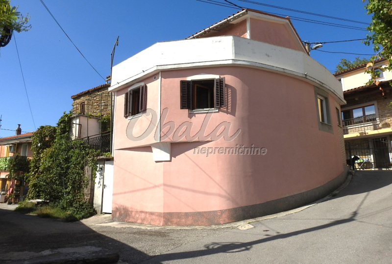 Nepremičnina Koper, Puče, manj&scaron;i zaselek pred vasjo - galerija 2