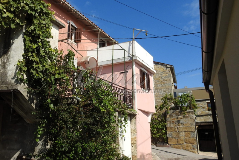 Nepremičnina Koper, Puče, manj&scaron;i zaselek pred vasjo - galerija 3