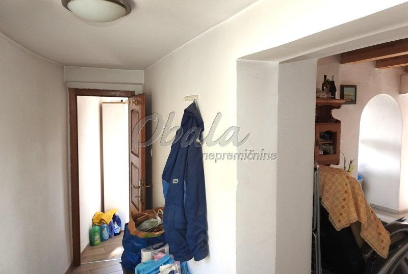 Nepremičnina Koper, Puče, manj&scaron;i zaselek pred vasjo - galerija 7
