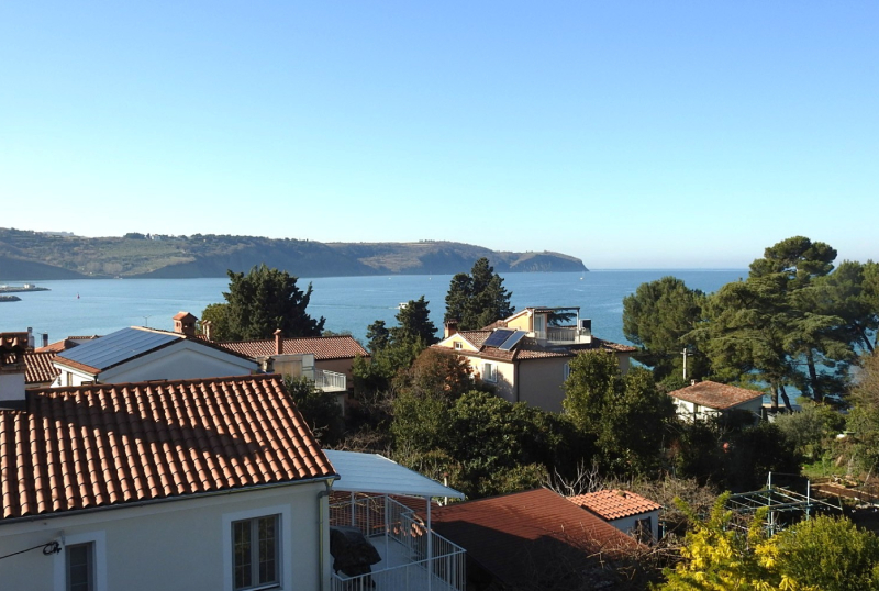 Nepremičnina Izola, rob starega mesta, le 100 m od morja