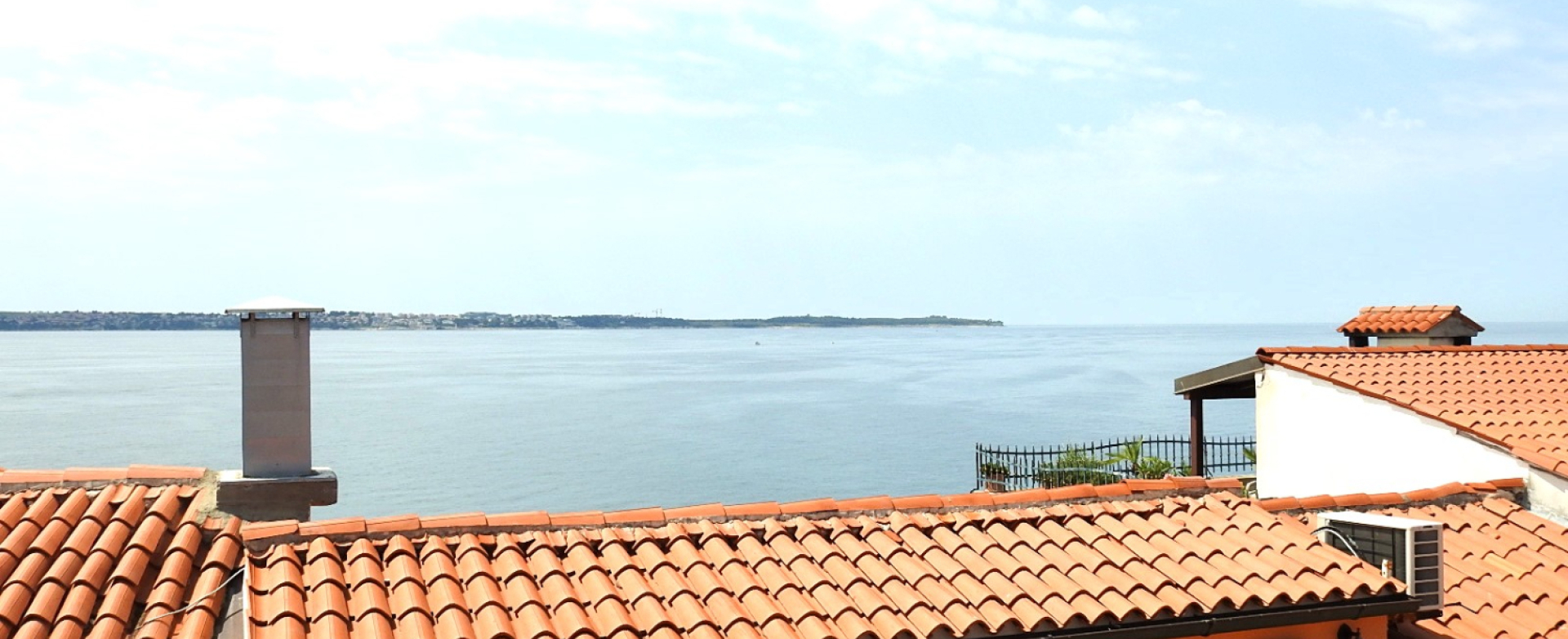 Nepremičnina Piran Punta, druga vrsta ob morju